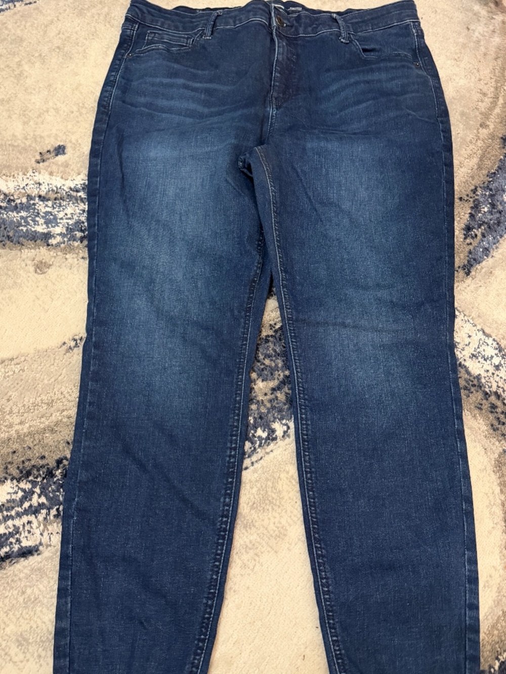 Old Navy Rockstar Super Skinny Raw Hem Jeans Size 16